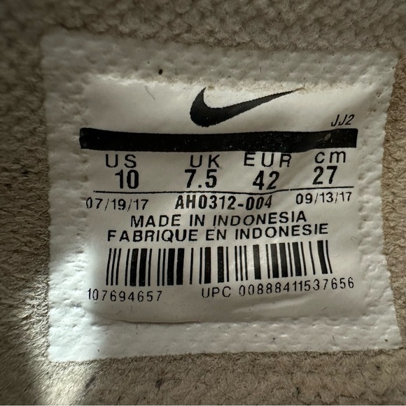 Nike Women’s 10 Dualtone Racer Running Shoe - Picture 8 of 8